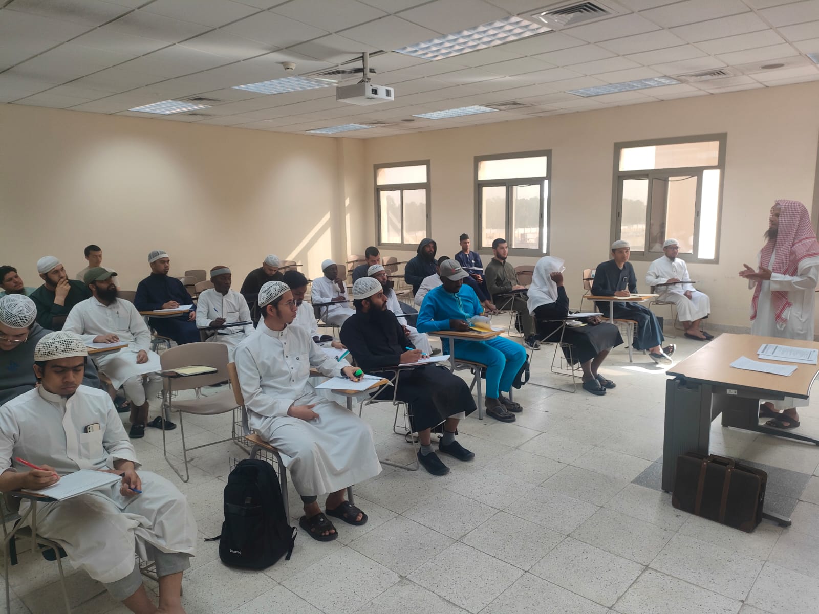 كلية الحديث الشريف تزود طلابها بمهارات كشف الشبهات وتحليل الخطاب المتطرف